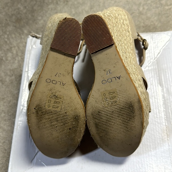 Aldo Servedio Wedges Platforms Sandals Heels Beige Size 6.5 PreOwned - Picture 6 of 7